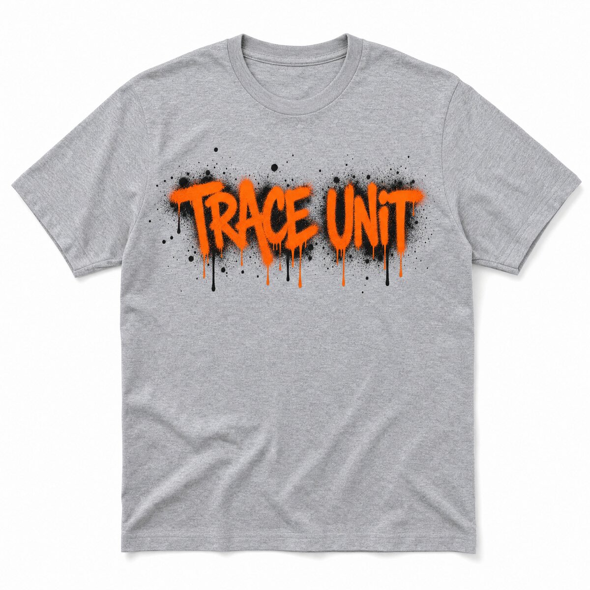 T-Shirt in Grau mit orangem Graffiti-Schriftzug Trace Unit. Mit künstlicher Intelligenz erstelltes Bild.